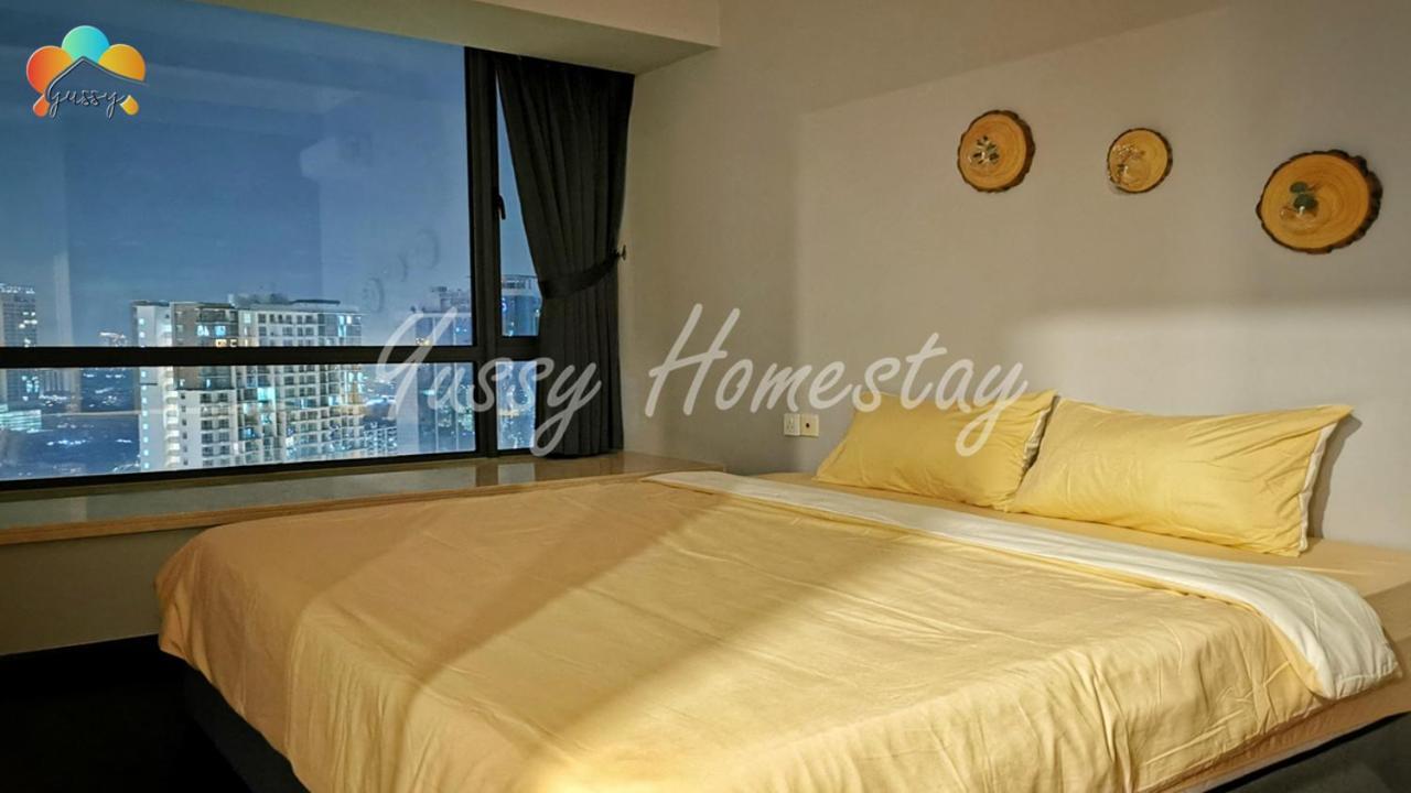 Yussy 2 Bedroom Sea View Condo At R&F Princess Cove Джохор-Бару Екстер'єр фото
